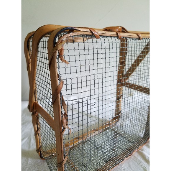 Vintage Wire and Wood Vegetable Basket with Handle "Assorted Seeds Vegetable" - Picture 7 of 10